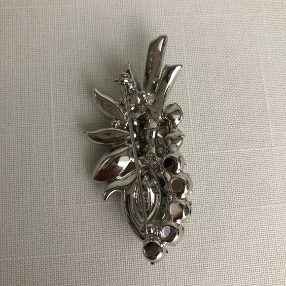 Vintage Eisenberg Ice Brooch - Picture 3 of 8